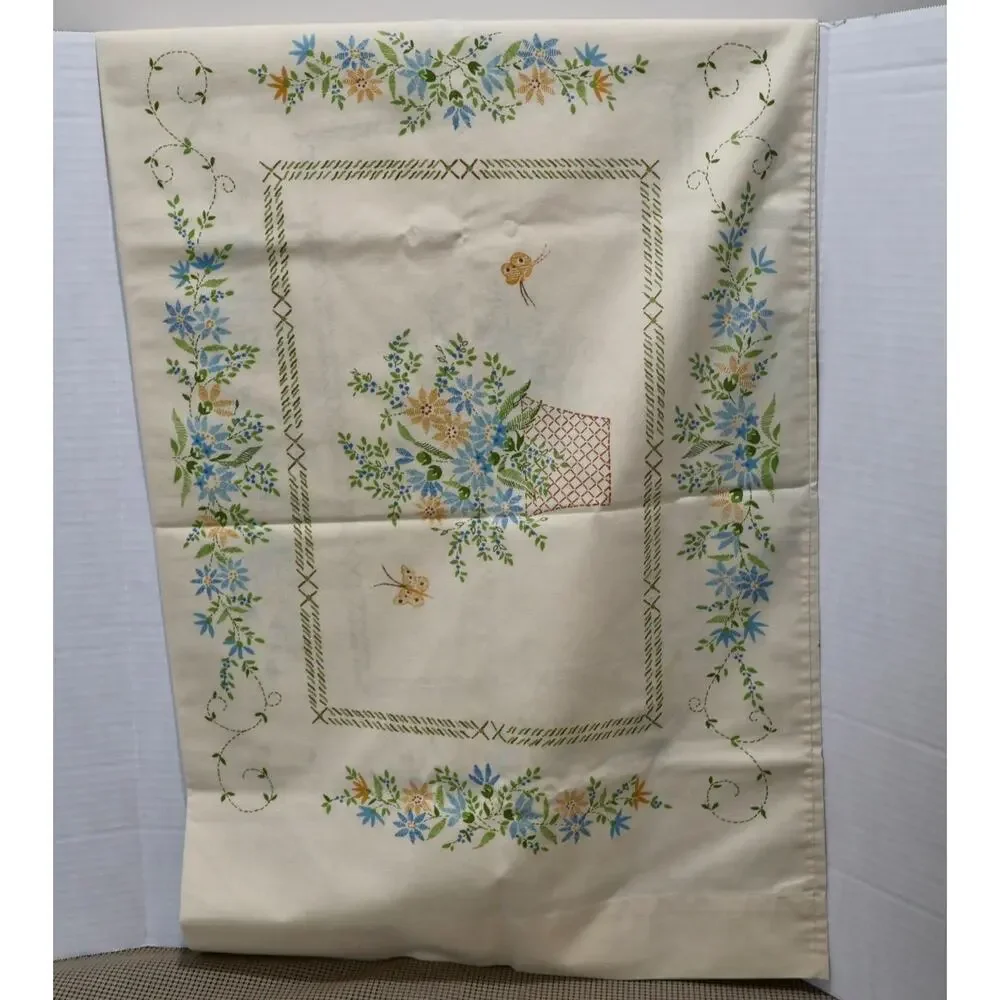 Lady Pepperell Pillowcase Standard Queen Floral Cottagecore Butterfly